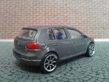 【中古品】 1/61 Volkswagen GOLF V ①_画像5