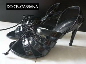 Dolce & Gabbana(ドルチェ＆ガッバーナ)　黒ブラック　エナメル　サンダル　22