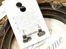 未使用 MAGGIO フープピアス メンズ レディース メタリック シルバーカラー リング 4mm アクセサリー 新品 earrings vintage accessory F1_画像3