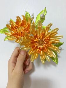 ハンドメイド　髪飾り　ヘアアクセサリー　纏花 卒業式 成人式 お正月 つまみ細工髪飾り