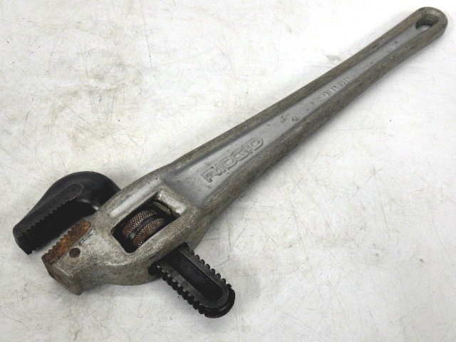 室内搬入設置無料 RIDGID(リジッド) 31080 E-24 エンドパイプレンチ | collegecurries.de