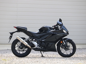 新品 WR’S YZF-R25/MT-25 2022～ (8BK-RG74J) スリップオン ラウンドタイプ ステンレスサイレンサー BF2270JM ダブルアールズ