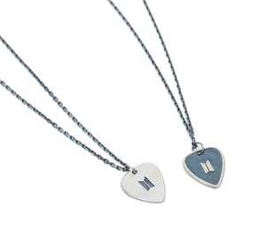 BTS 防弾少年団 FC公式グッズ ARTIST-MADE COLLECTION BY SUGA GUITAR PICK NECKLACE シルバー ネックレス ユンギ ミンユンギ