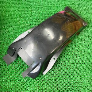 6-207K　KAWASAKI　カワサキ　GPZ550　純正　リアインナーフェンダー　35023-1043　中古　部品　バイク