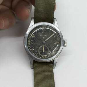 B2658[ Vintage / super . rare ]RECORD record hand winding da-ti- dozen military watch L24658