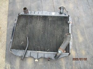 (044)A33 Debonair radiator 