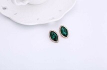 【限定入荷】【 憧れの大粒】☆極上☆逸品☆ 1円～ 36連 エメラルドダイヤモンドピアス #2ct# 18K_画像3