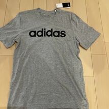 送料無料 未使用 adidas アディダス 半袖Tシャツ Mサイズ グレー　メンズ_画像1