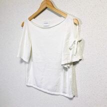 F5319db UNITED ARROWS｜ユナイテッドアローズ　半袖カットソー　S位 ホワイト　レディース　デザインTシャツ　肩開き　可愛い　シンプル_画像6
