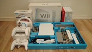 ニンテンドー　Wii 本体　マリオカート　ハンドル付　ソフト７本付き　Wii　変換アダプター付