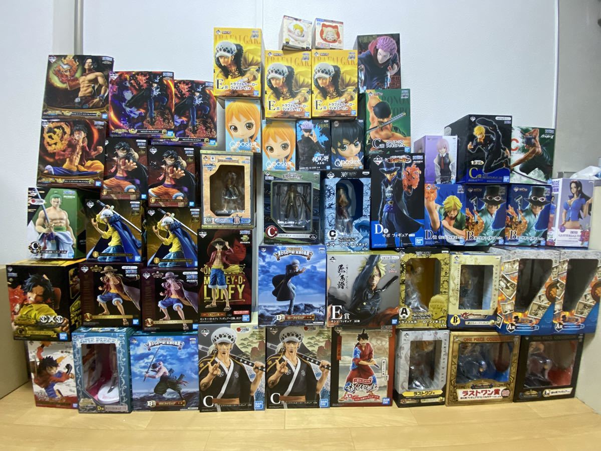 大量 新品のみ 32体まとめ ワンピース フィギュア ルフィ ナミ ゾロ