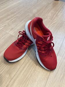 NIKE ランニングシューズ RUNSWIFT
