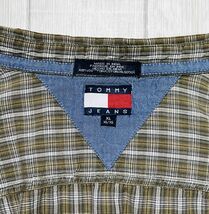 ★ネコポス発送★ TOMMY HILFIGER トミージーンズ　半袖シャツ　XL(XG/XG) 根岸色/白チェック柄　ワンポイントロゴ　USED 古着　0171_画像5