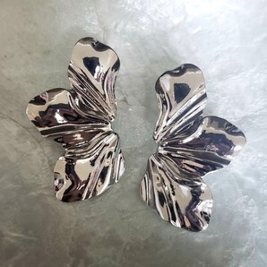 import フラワーピアス シルバー