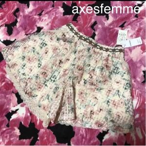 axesfemme【最終値下げ!】ローズ柄キュロット