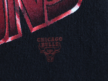 90s USA製 人気 黒 ■ STARTER NBA オフィシャル シカゴ ブルズ プリント 半袖 Tシャツ ( メンズ L ) 古着 90年代 オールド キャラ バスケ_画像6