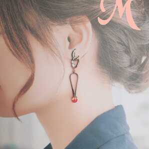 ハンドメイド イヤリング or ピアス ピアス316Lステンレス アレルギー対応 or マスクチャーム ツイスト しずく グラデーション ドレス にも