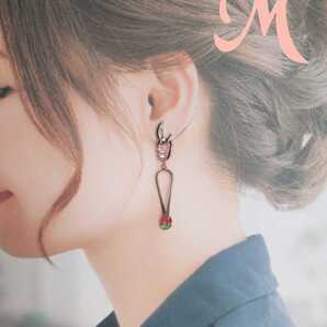 ハンドメイド イヤリング or ピアス ピアス316Lステンレス アレルギー対応 or マスクチャーム ツイスト しずく グラデーション ドレス にも