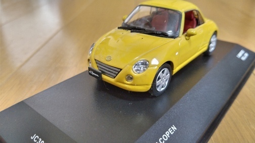 即決　京商　DAIHATSU　COPEN　ダイハツ　コペン　2004　クローズドルーフ　YELLOW　黄　1/43　絶版　レア