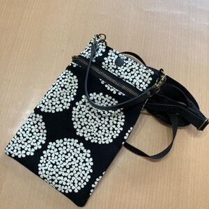 ハンドメイド 2way スマホケース スマホポーチ アジサイブラック