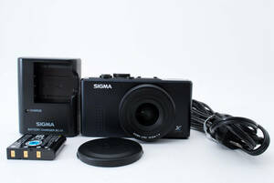  希少！★極上美品★ SIGMA シグマ DP1s コンパクトデジカメラ (1456)