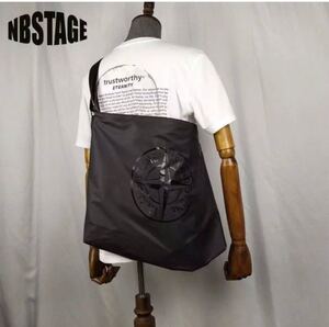STONE ISLAND 大容量 斜め掛けショルダーバック