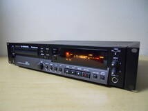 ★TASCAM★ タスカム 業務用CDレコーダー CD-RW900SL / 動作品・メンテ済 / 2009年製 / 使用頻度少 / リモコン・取扱説明書・元箱 付属_画像1