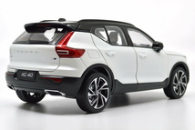 ボルボ特注 Paudi model 1/18 ボルボ Volvo XC40 R-DESIGN ホワイト_画像2