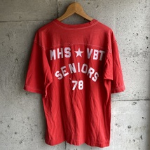 U.S Used Clothing 70's MHS VBT SENIORS T-Shirt アメリカ古着 70年代 ハイスクール バレーボールチーム 5分袖 Tシャツ S size レッド_画像3