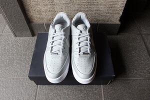 【中古】NIKE W AF1 SAGE LOW SILVER 28.0cm ウィメンズ エア フォース 1 セージ ロー 銀 AIR FORCE 1 CQ7510-017