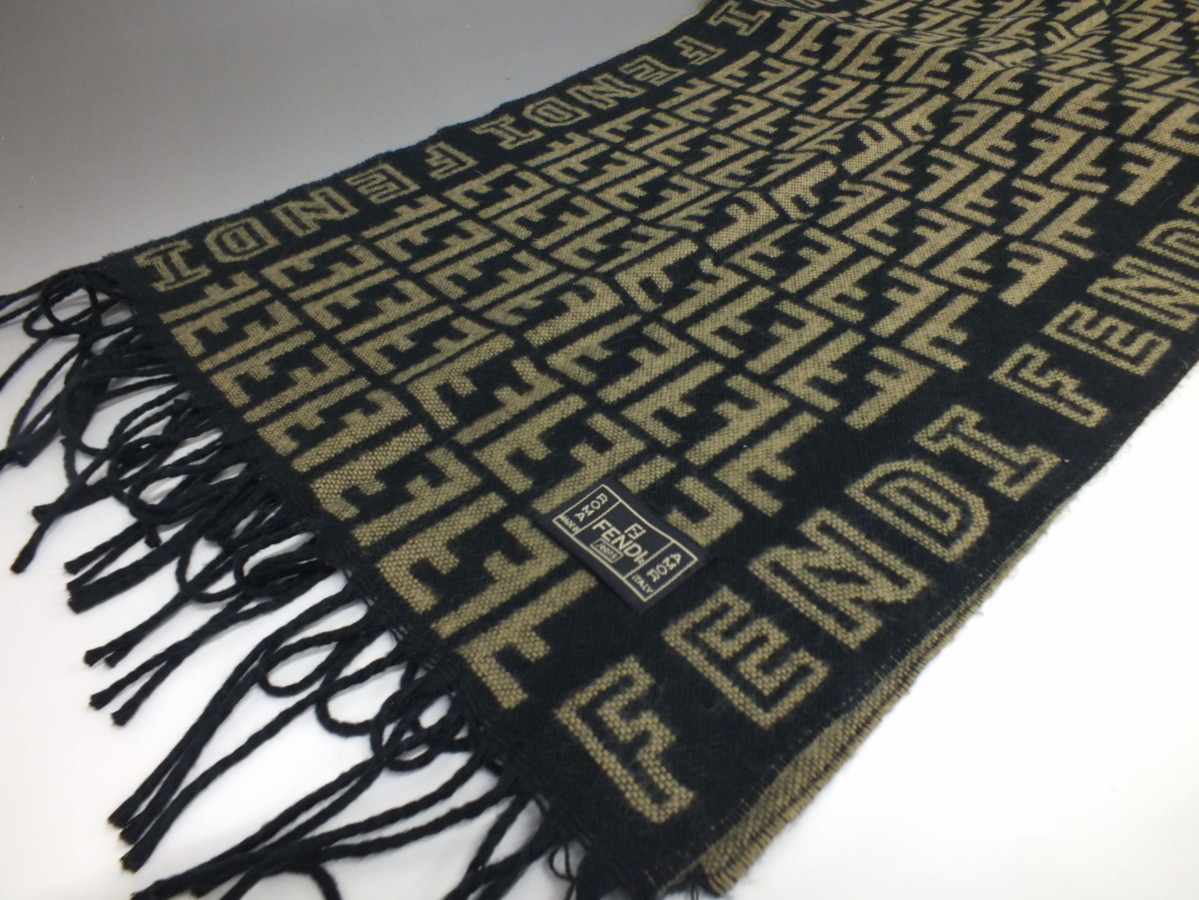 すぐ発送可能! 【3月限定値下げ】Fendi マフラー - 通販 - www
