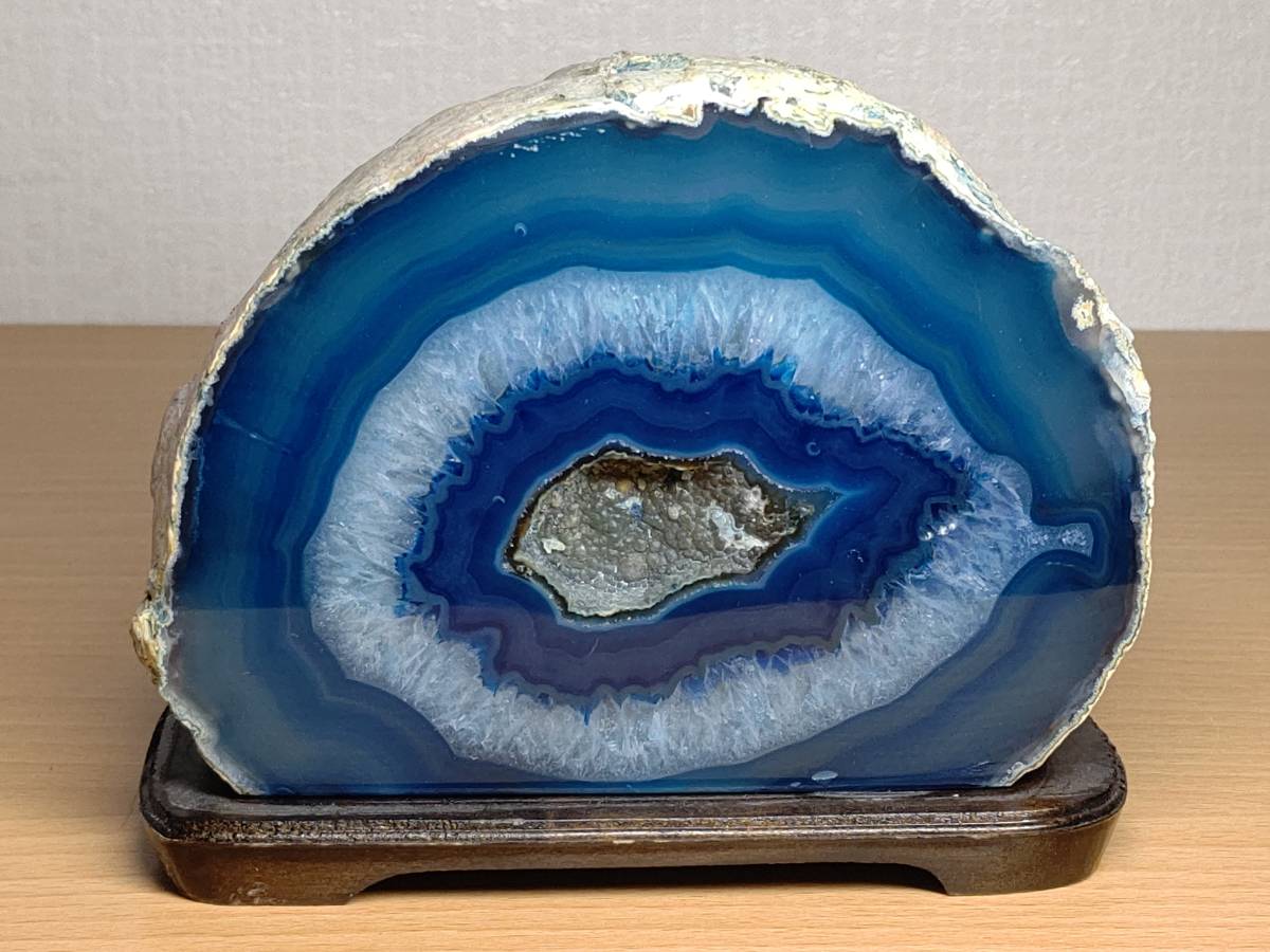 ヤフオク! -「カルセドニー 原石」の落札相場・落札価格