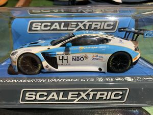 未使用 SCALEXTRIC slot car 1/32 ASTONMARTIN VANTAGE GT3 スケレ　スケーレックストリック スロットカー　アストンマーチン バンテージ