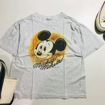 100円 ウォルトディズニー　Disney Mickey Mouse ミッキーマウス　イラスト風デザイン　半袖Tシャツ _画像1