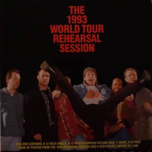 インタビュー！UKピクチャー盤！Paul McCartney / The 1993 World Tour Rehearsal Session 写真集 Tシャツ付き！ポール・マッカートニー