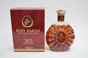 未開栓 REMY MARTIN XO レミーマルタン スペシャル 700ml 40% ブランデー コニャック 税込 送料無料