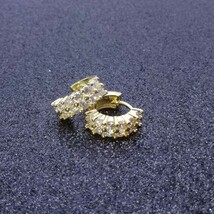 【厳選】【オススメ】★ダイヤモンドピアス★《合計1.5ct》贈り物▲Gold Plated▲_画像2