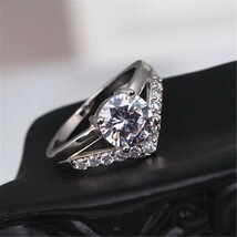 ▼ダイヤ屋本舗▼《美品》★ダイヤモンドリング★＜2ct＞☆刻印有☆■プラチナ■_画像2