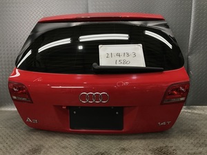 ★DBA-8PCAX　8P　アウディ A3　スポーツバック 1.4 TFSI　平成22年　純正　バックドア　リアゲート　バックカメラ付　M3232　赤 レッド★