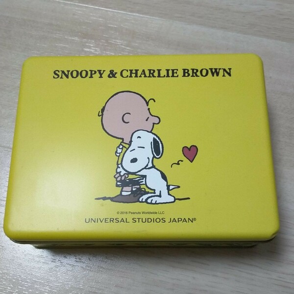 値下！SNOOPY & CHARLIE BROWN　プリントクッキー缶