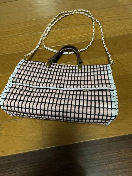 サマーショルダ-
