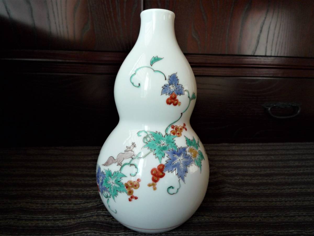 ヤフオク! -「「壺」」(柿右衛門様式) (色絵)の落札相場・落札価格