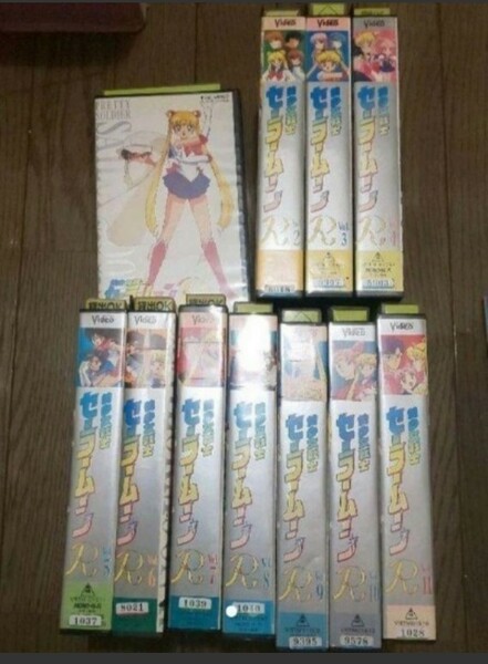 セーラームーンR VHS ビデオ 1~11 レンタル品 レンタル落ち