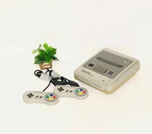 Nintendo 任天堂 スーパーファミコン ゲーム機 コントローラー付き SHVC-001