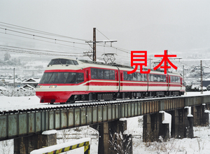 鉄道写真、645ネガデータ、153106090009、1000系（ゆけむり）、長野電鉄長野線、夜間瀬〜信濃竹原、2008.01.01、（4591×3362）