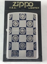 2001年製 Zippo 家紋（和柄）市松 格子 シルバー仕上げ 200SS 新品_画像6