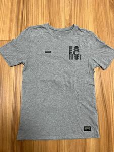 [美品]NIKEFC 半袖Tシャツ　グレーMサイズ バックプリント有り　正規品　希少