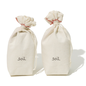 ☆ REGULAR 珪藻土 soil 通販 下駄箱 消臭 巾着袋 吸湿脱臭剤 炭 SOIL soil 高さ140×幅50×奥50mm Soil DRYING SACK 2個組 ドライングサ