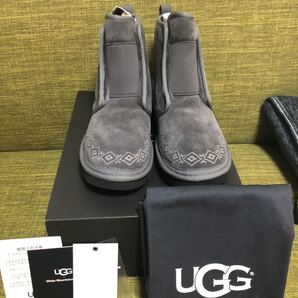新品 ホワイトマウンテニアリング UGG ブーツ 23 24