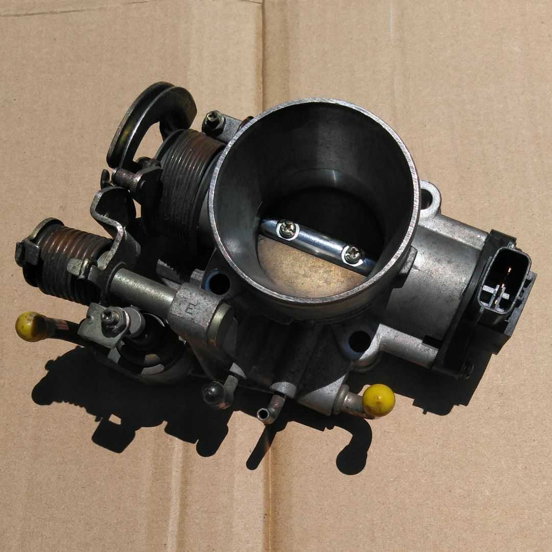 ヤフオク! -「スロットルチャンバー」(日産用) (自動車メーカー別)の ...